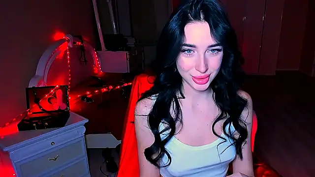 Snapshot of lovely_desire chatting on January 19, 2:59 pm lovely desire online show from January 19, 2:59 pm