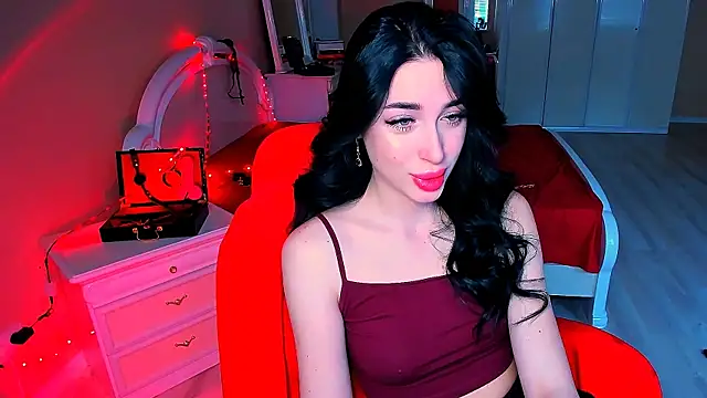 Snapshot of lovely_desire chatting on January 23, 9:50 am lovely desire online show from January 23, 9:50 am