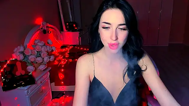 Snapshot of lovely_desire chatting on February 3, 6:13 am lovely desire online show from February 3, 6:13 am