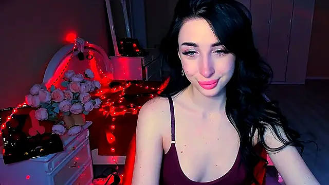 Snapshot of lovely_desire chatting on February 7, 11:34 am lovely desire online show from February 7, 11:34 am