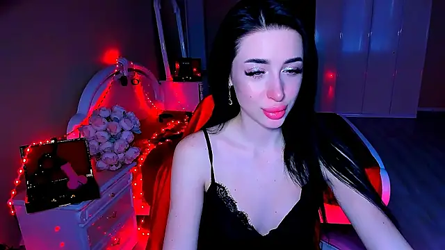 Snapshot of lovely_desire chatting on February 18, 11:11 am lovely desire online show from February 18, 11:11 am