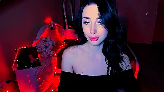 Snapshot of lovely_desire chatting on February 27, 2:43 pm lovely desire online show from February 27, 2:43 pm