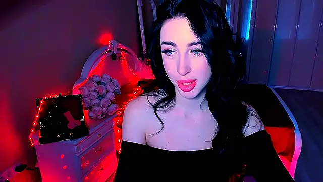 Snapshot of lovely_desire chatting on February 28, 6:43 am lovely desire online show from February 28, 6:43 am