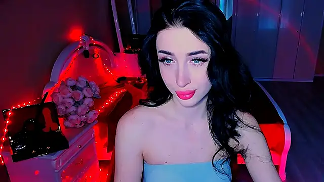 Snapshot of lovely_desire chatting on March 10, 10:48 am lovely desire online show from March 10, 10:48 am