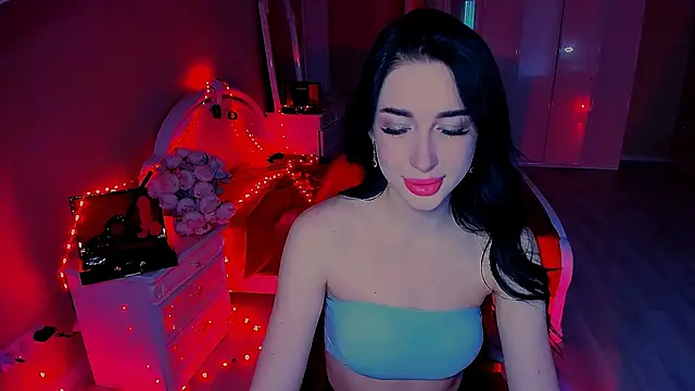 Snapshot of lovely_desire chatting on March 19, 10:55 am lovely desire online show from March 19, 10:55 am