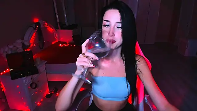 Snapshot of lovely_desire chatting on September 19, 7:32 am lovely desire online show from September 19, 7:32 am