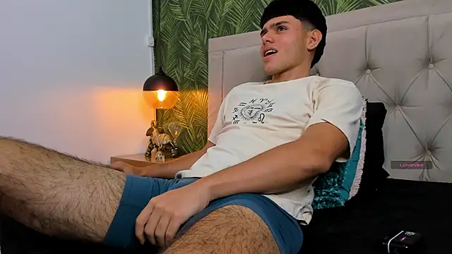 Snapshot of Nathaniel_Park chatting on January 17, 5:00 am Nathaniel Park online show from January 17, 5:00 am