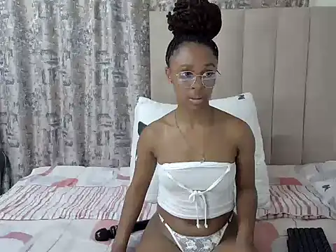 Pearl 00 online show from December 15, 2:52 am
