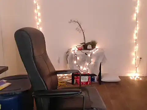 AlyssiaAmoreXO online show from January 3, 2:32 am
