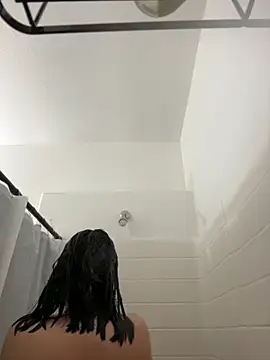 AlyssiaAmoreXO online show from December 5, 4:25 pm