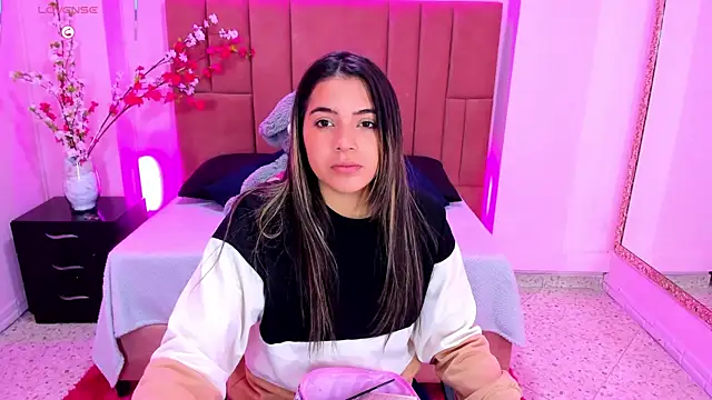Leah Means  online show from February 22, 1:24 pm