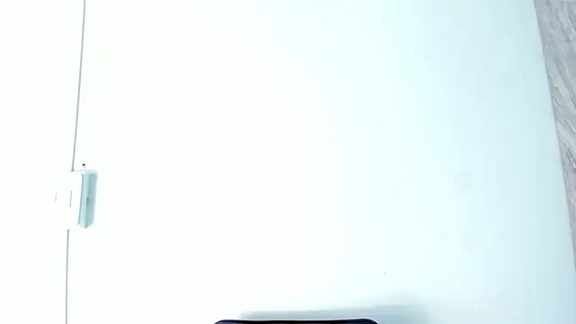 Snapshot of Sexual_Desirests chatting on February 10, 9:47 pm Sexual Desirests online show from February 10, 9:47 pm