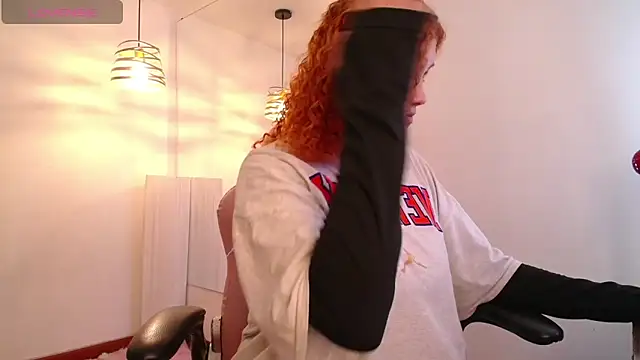 Missbrave1 online show from December 31, 5:29 pm
