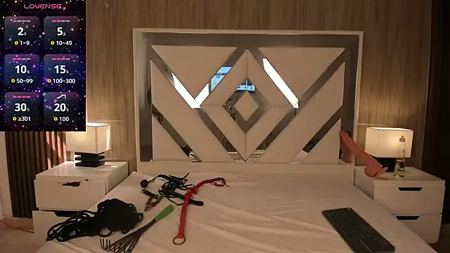 ValentinaThomas online show from October 1, 7:31 pm