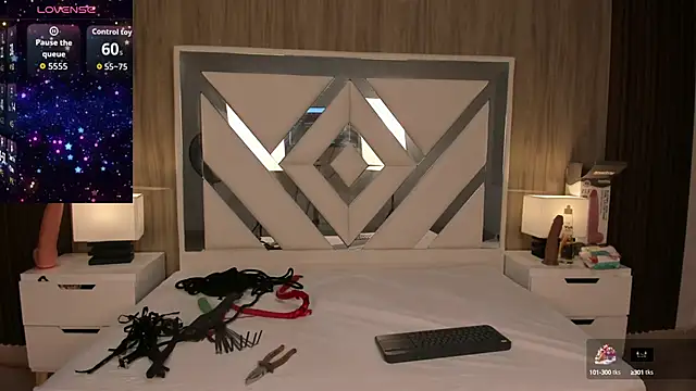 ValentinaThomas online show from October 2, 7:32 pm