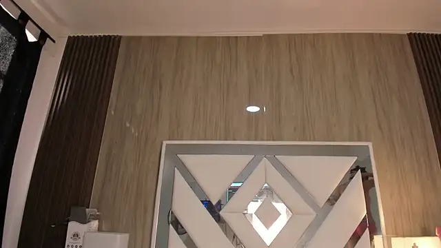 ValentinaThomas online show from October 16, 6:31 pm