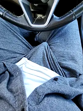 Snapshot of xxxlhung4uxxx chatting on November 16, 5:51 pm xxxlhung4uxxx online show from November 16, 5:51 pm