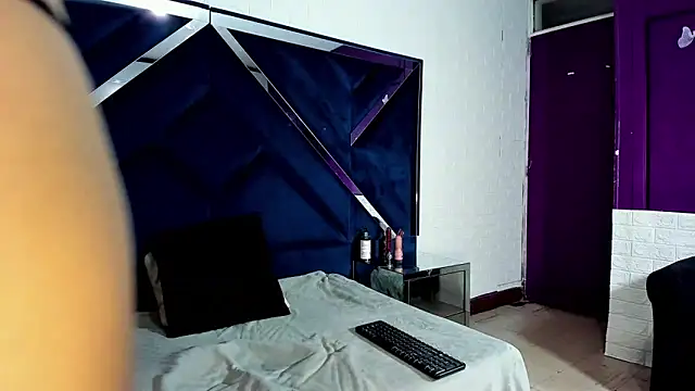 cathaleyahh online show from November 30, 4:05 am