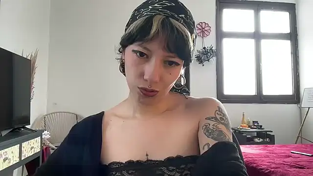 cataline de aragaon online show from January 9, 8:22 pm