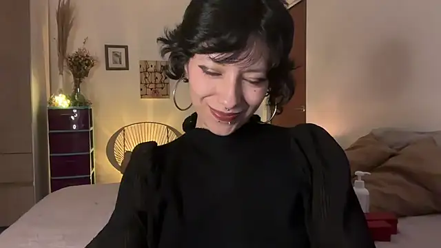 cataline de aragaon online show from March 5, 7:17 pm