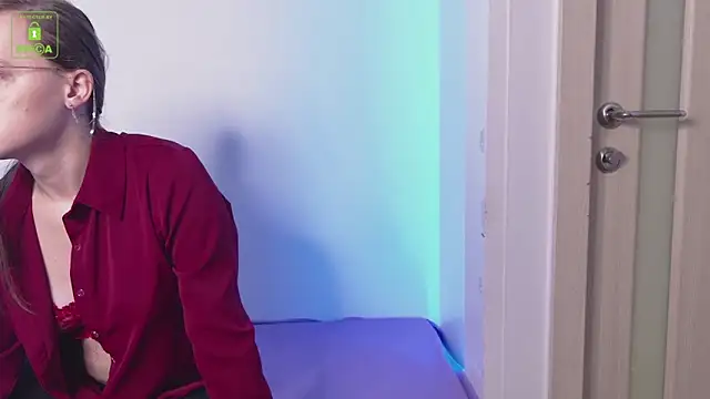 YukoFanee online show from September 25, 3:49 pm