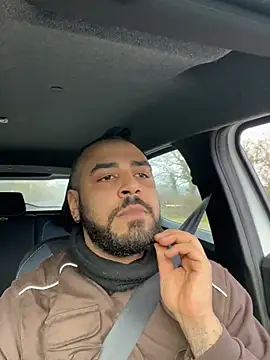 Dikkiduohottt online show from February 27, 3:23 pm