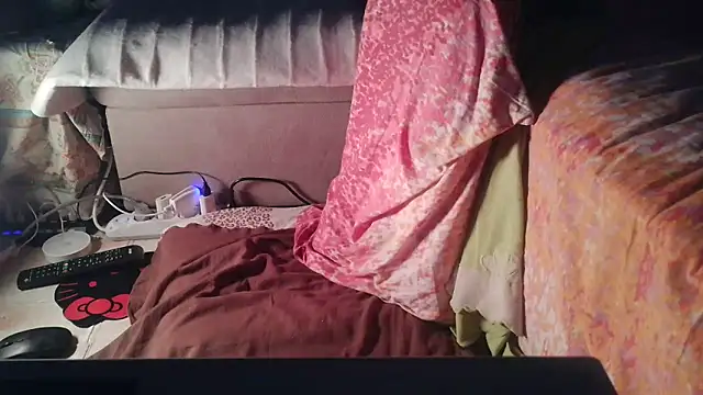 VeneRed online show from February 27, 8:31 pm