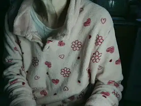Snapshot of VeneRed chatting on April 30, 5:08 pm VeneRed online show from April 30, 5:08 pm