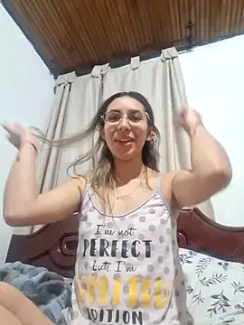 Snapshot of Scarlett_Khan chatting on January 5, 4:04 am Scarlett Khan online show from January 5, 4:04 am