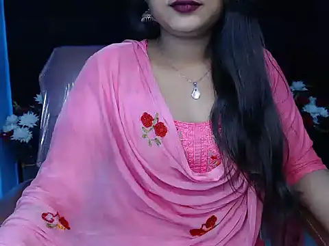 Wish Queen online show from January 6, 7:35 pm