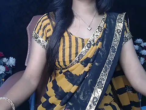 Snapshot of Wish_Queen chatting on November 1, 8:00 pm Wish Queen online show from November 1, 8:00 pm