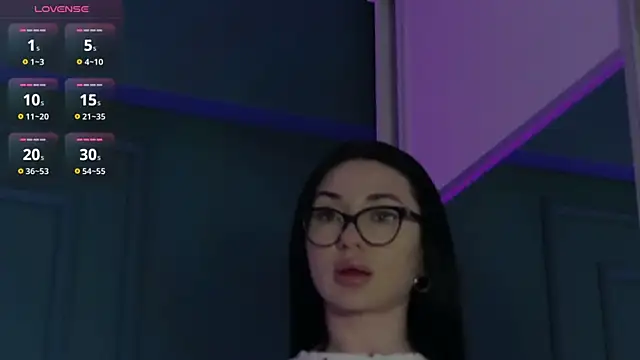 Snapshot of AllisonSky chatting on April 27, 3:21 pm AllisonSky online show from April 27, 3:21 pm