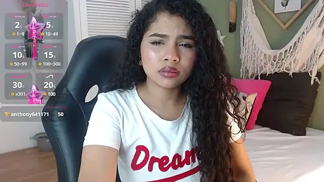 ashly collin9 online show from March 7, 5:38 pm