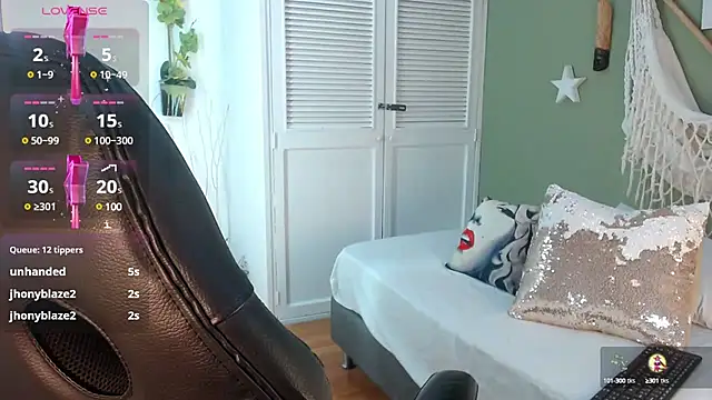 ashly collin9 online show from March 12, 2:23 pm