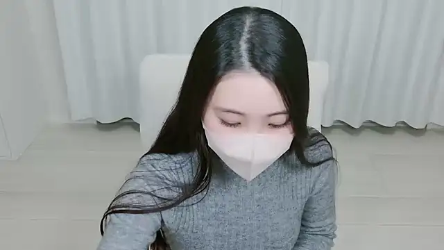 yuki room online show from October 3, 2:36 pm