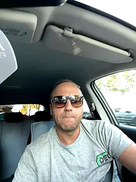 Snapshot of Lecatore80 chatting on October 2, 3:52 pm Lecatore80 online show from October 2, 3:52 pm