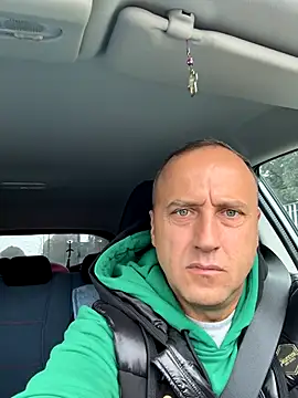Snapshot of Lecatore80 chatting on October 12, 9:19 am Lecatore80 online show from October 12, 9:19 am