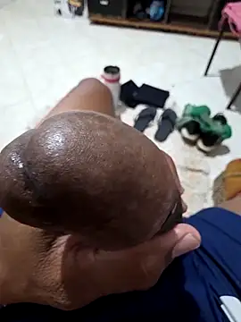 negro1978mt online show from April 2, 4:54 am