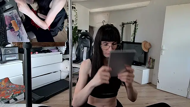 CeriseLapine online show from November 15, 12:02 pm