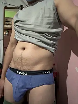 Snapshot of alburt_1996 chatting on December 16, 3:00 pm alburt 1996 online show from December 16, 3:00 pm