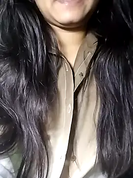 Indianhyna online show from February 6, 12:59 am