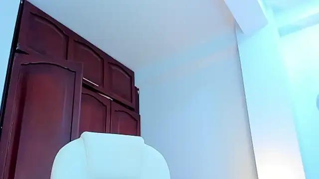 kathyajhonss online show from January 27, 12:01 am