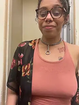 Princess Desirae online show from May 16, 10:36 am