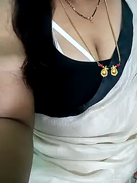 Snapshot of your-sameera chatting on April 4, 3:16 am your-sameera online show from April 4, 3:16 am