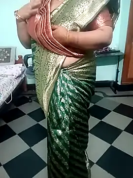 Snapshot of your-sameera chatting on April 11, 12:53 pm your-sameera online show from April 11, 12:53 pm