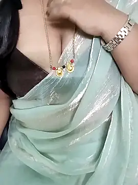 Snapshot of your-sameera chatting on April 20, 4:26 am your-sameera online show from April 20, 4:26 am