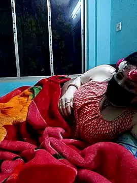 Snapshot of Raja_Ranii chatting on January 3, 6:35 pm Raja Ranii online show from January 3, 6:35 pm