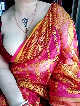 Snapshot of Raja_Ranii chatting on January 12, 5:24 am Raja Ranii online show from January 12, 5:24 am