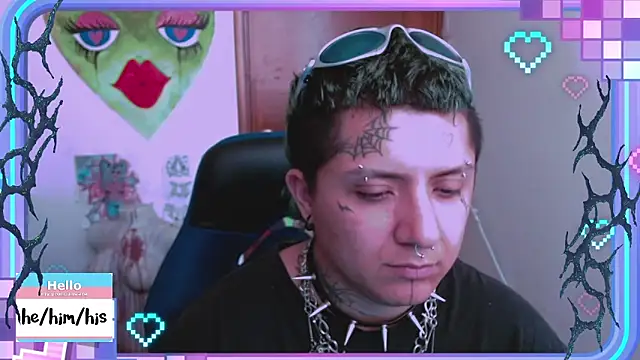 Snapshot of masterkevinftm chatting on February 19, 3:16 pm masterkevinftm online show from February 19, 3:16 pm