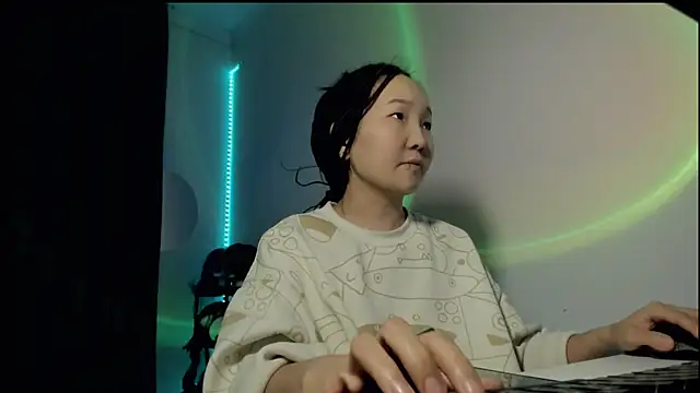 himeros goddess online show from February 13, 1:29 am